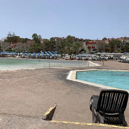 Alborada Natural Pool Appartement *